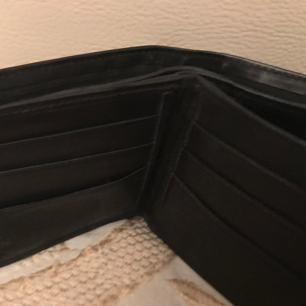 Leather men's wallet